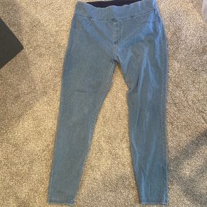 Light wash jeggings